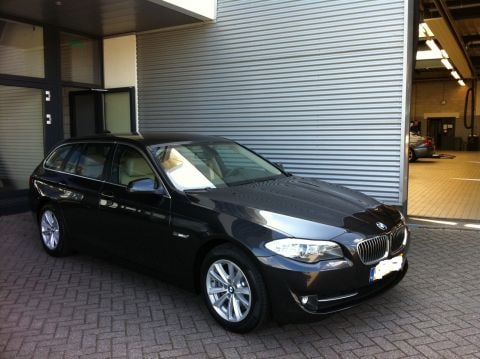 BMW 520d Touring High Executive (2011)