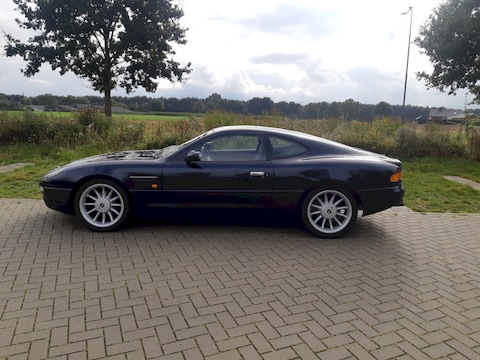 Aston Martin DB7 (1999)