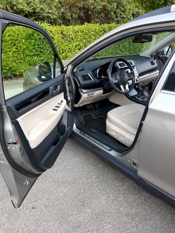 Subaru Outback 2.5i Premium (2017)