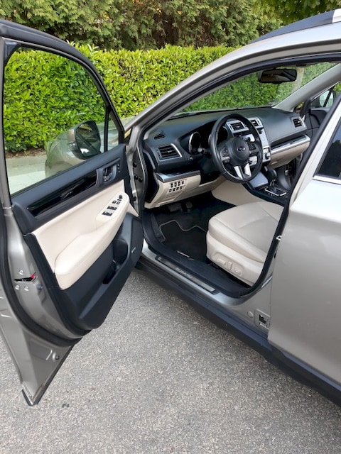 Subaru Outback 2.5i Premium