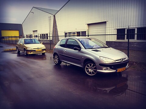 Peugeot 206 GTI 2.0-16V