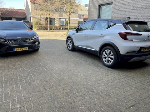 Renault Captur Plug-in Hybrid 160 Intens