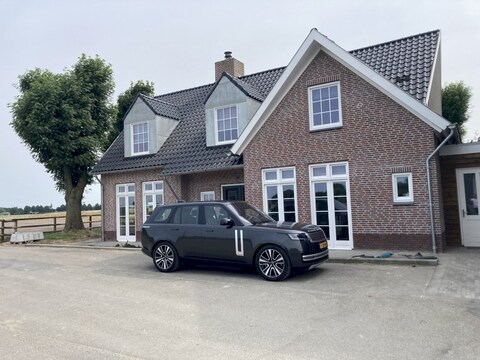 Land Rover Range Rover P510e Autobiography