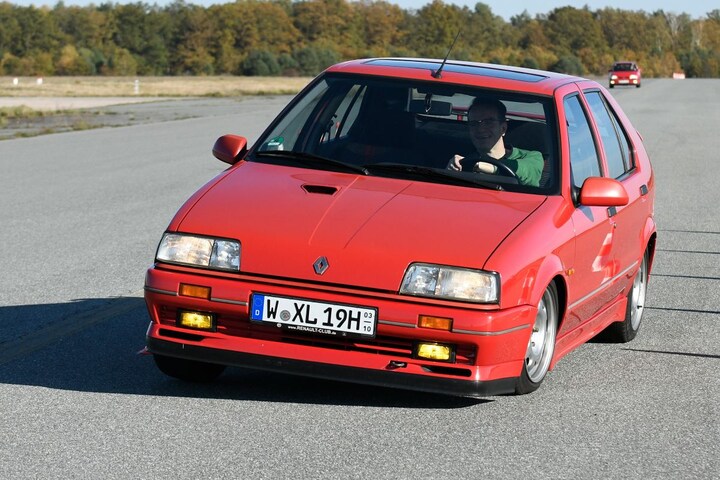 Renault 19 16V