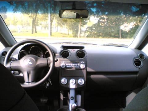 Mitsubishi Colt 1.3 Invite (2005)