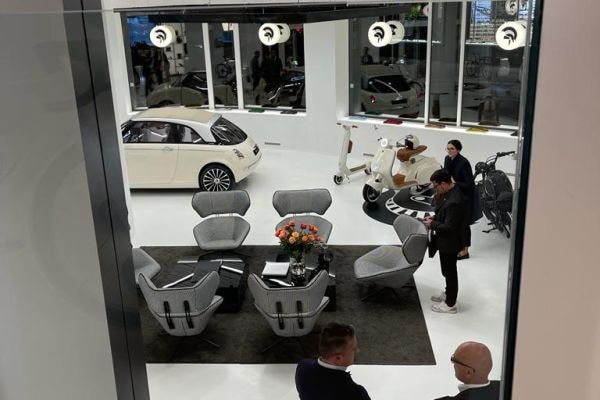 Ares Modena patent elektrische auto