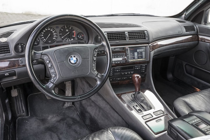 BMW 725 tds - 7-serie E38