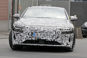 Nieuwe Audi S6 en Audi RS6 rollen geruisloos voorbij