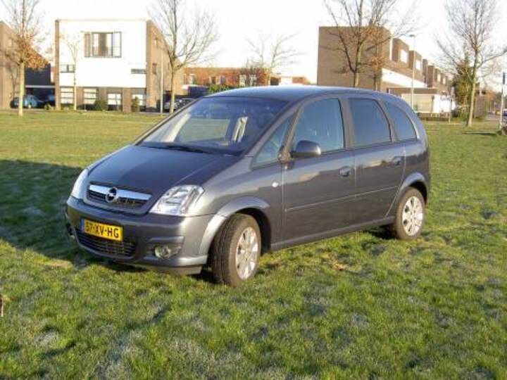 Opel Meriva 1.6-16V Temptation (2007)