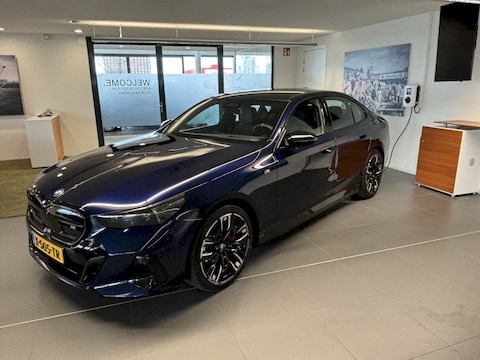 BMW i5 M60 xDrive
