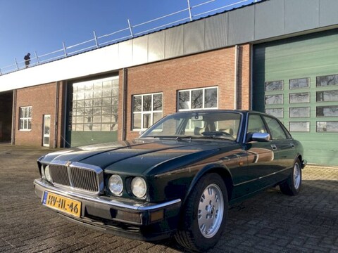 Jaguar Sovereign 3.2