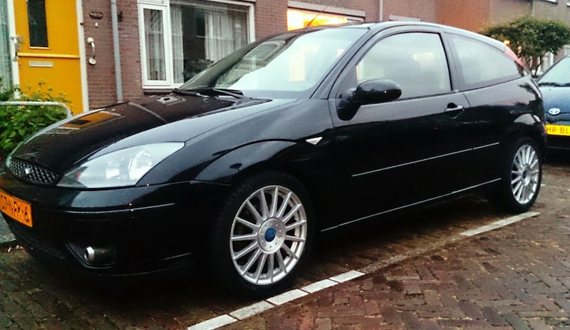 Ford Focus 2.0 16V ST170 (2002)