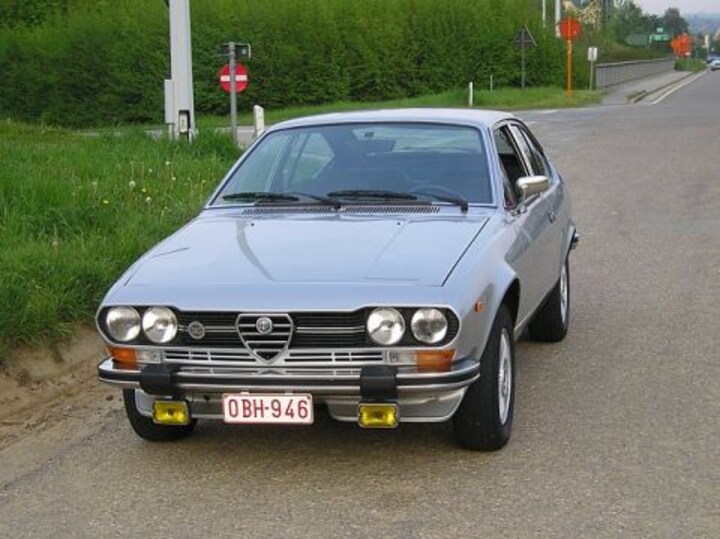 Alfa Romeo Alfetta GTV 2000 L