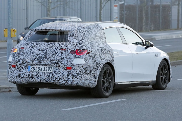 Mercedes-Benz CLA Shooting Brake spyshots