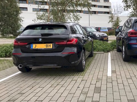 BMW 118i Corporate Executive