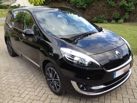 Renault Grand Scénic dCi 130 Energy Bose (2012)