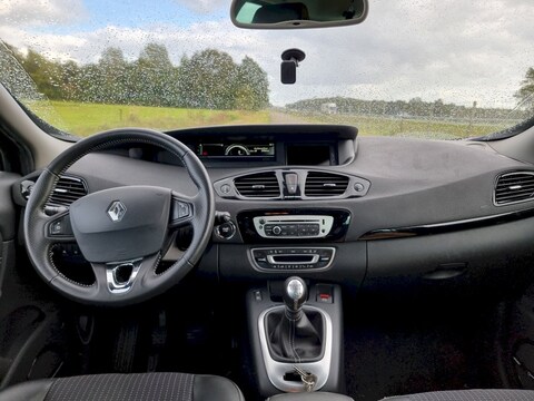 Renault Grand Scénic TCe 130 Energy Bose 5P