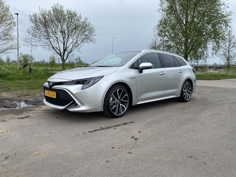 Toyota Corolla Touring Sports 2.0 Hybrid Premium
