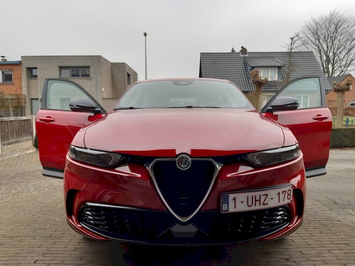 Alfa Romeo Tonale 1.5T Hybrid 130pk Super (2023)