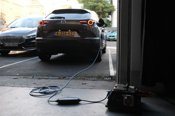 220V-lader EV