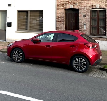 Mazda 2 SkyActiv-G 90 GT-M (2018)