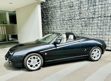 Alfa Romeo Spider 2.0 T.Spark 16V L (2001)