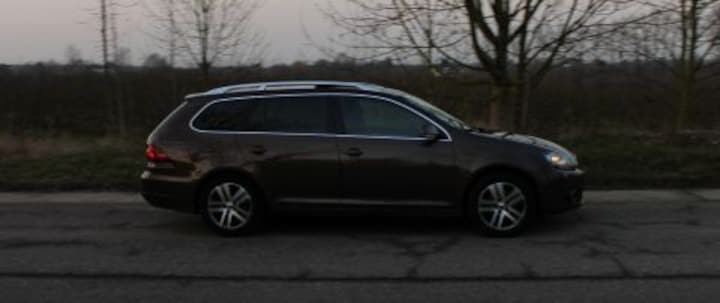 Volkswagen Golf Variant 1.6 TDI 105pk BMT Highline (2011)