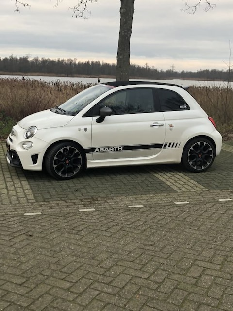 Abarth 595 Cabrio 1.4 T-Jet 145