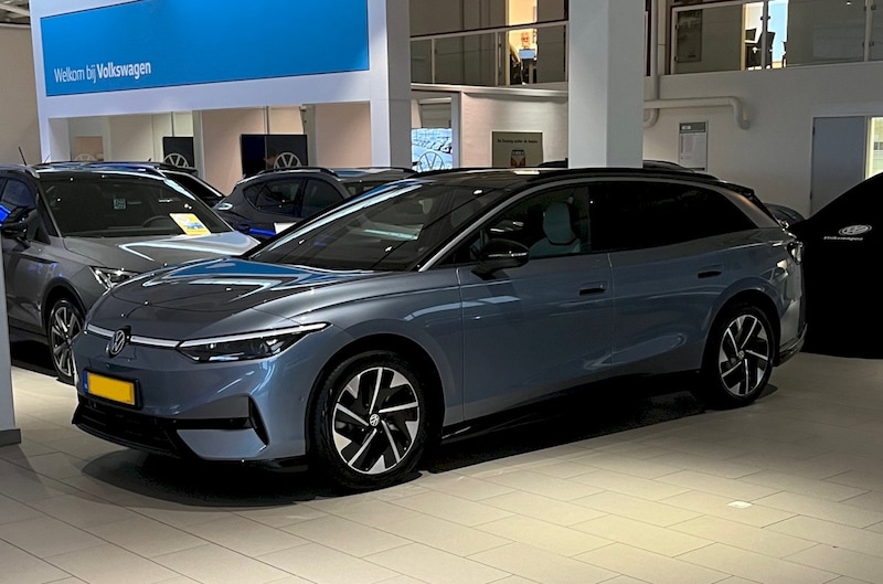 Volkswagen ID.7 Tourer 77kWh 286pk Pro Business (2024)