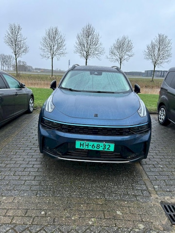 Lynk & Co 01 (2021)