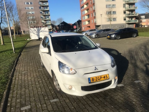 Mitsubishi Space Star 1.0 Bright