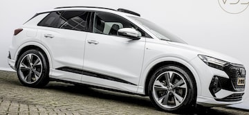 Audi Q4 e-tron 45 quattro S edition (2024)