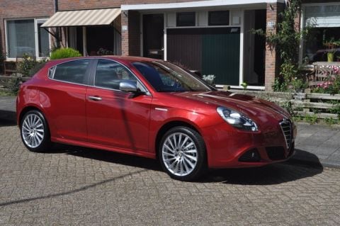 Alfa Romeo Giulietta 1.4 Turbo MultiAir Distinctive (2011)