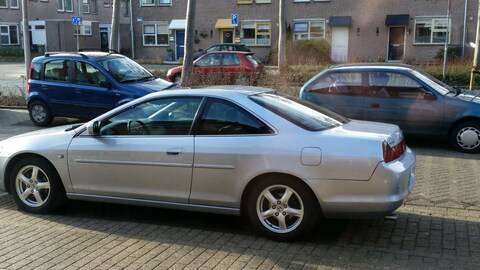 Honda Accord Coupe; V-6 (1998)