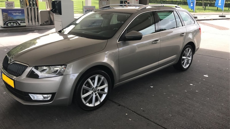 Skoda Octavia Combi 1.6 TDI 105pk Greentech Ambition Bus (2014)