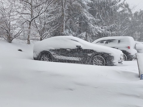 Mazda 3 Sedan e-SkyActiv 2.0 186 Luxury