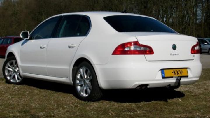 Skoda Superb 1.9 TDI Comfort Businessline (2010)