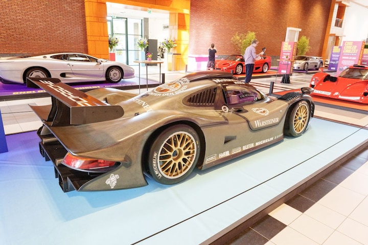 Porsche 911 GT1