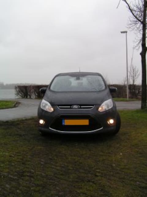 Ford Grand C-MAX 2.0 TDCI 140pk Titanium (2011)