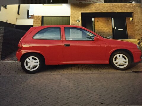 Opel Corsa 1.6 GSi 16V