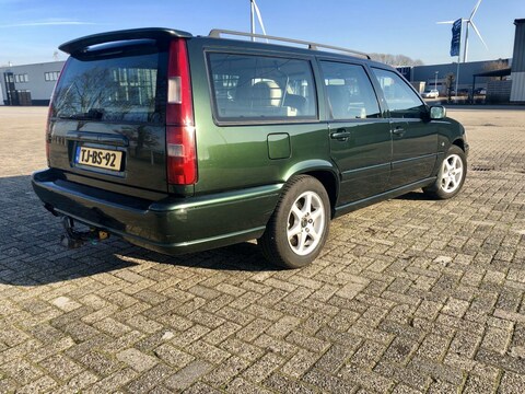 Volvo V70 2.5 Exclusive-Line