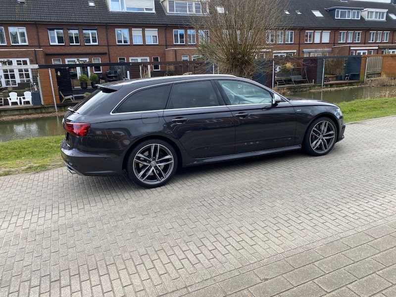 Audi S6 Avant 4.0 TFSI quattro Pro Line + (2017)