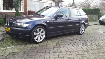 BMW 318i touring Edition (2004)