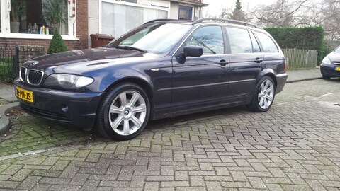BMW 318i touring Edition