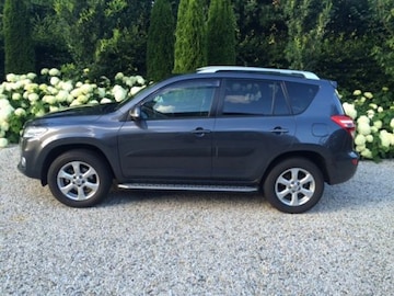 Toyota RAV4 2.0 VVT-i 2WD Dynamic (2010)