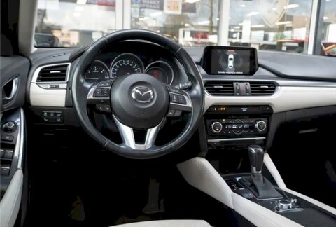 Mazda 6 SportBreak SkyActiv-D 2.2 175 GT-M