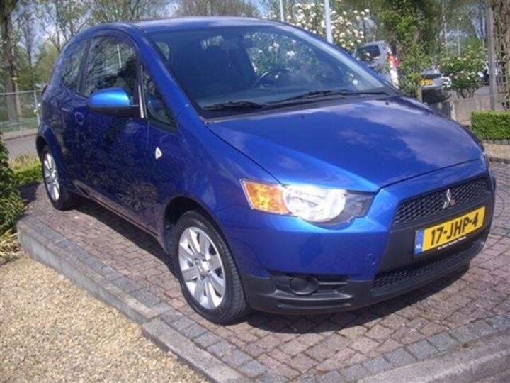 Mitsubishi Colt CZ3 1.3 Invite