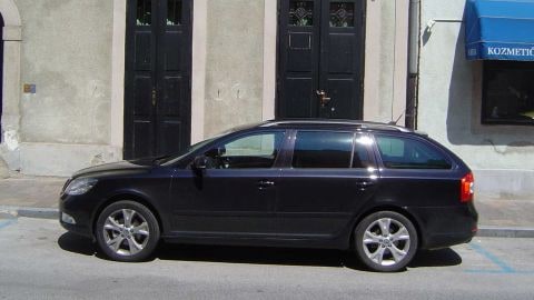 Skoda Octavia Combi 1.8 TSI Ambition Businessline (2010)