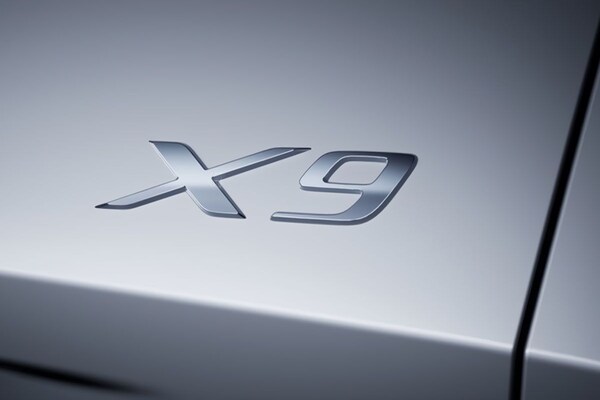 Xpeng X9