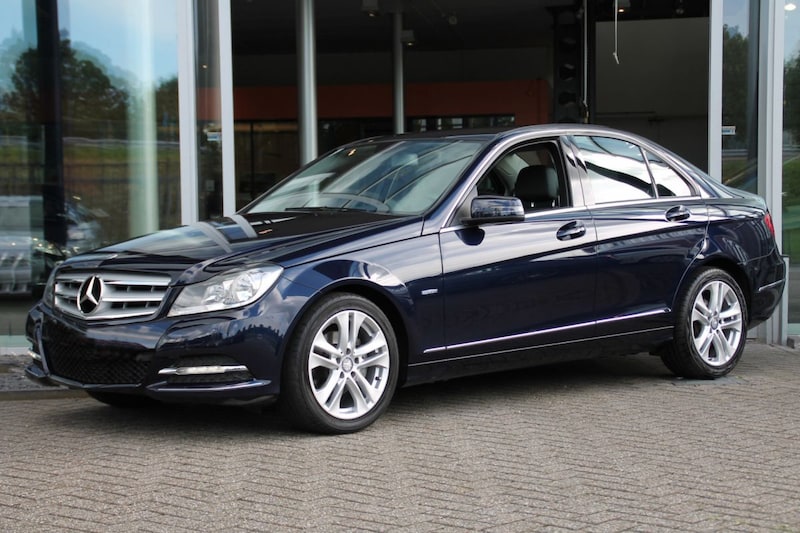 Mercedes-Benz C 180 Avantgarde (2012)